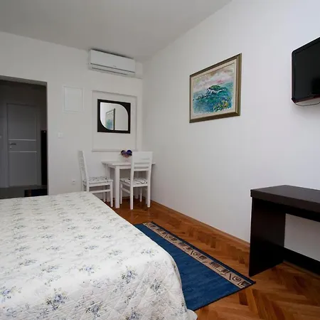 Apartment Burin *