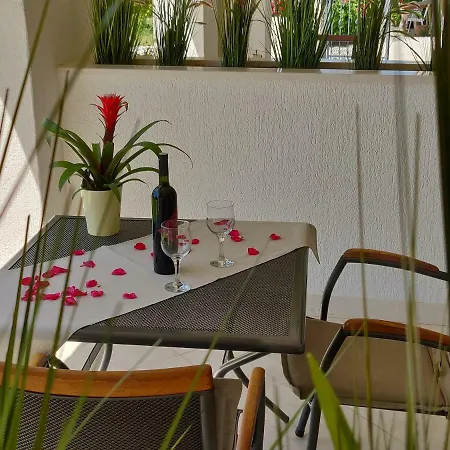 Apartment Burin *