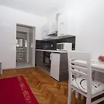 Apartament Burin Mlini