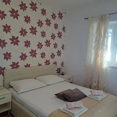 Apartment Burin